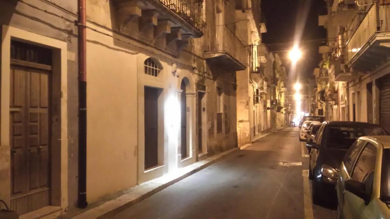 Apartamento Casa Dell'Aquila Barocca Ragusa Exterior foto